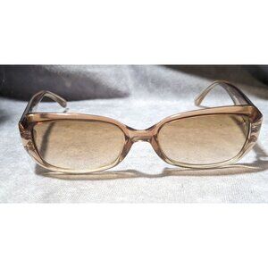 Donald J. Pliner Sunglasses for Women on Sale up to 90% Off  display picture 1